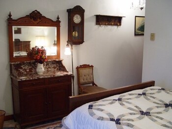 room-image