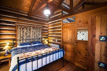 room-image