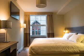 room-image
