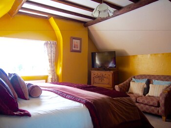 room-image