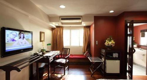 room-image