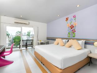 room-image