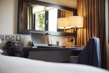 room-image