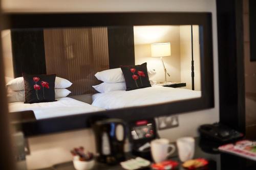 room-image