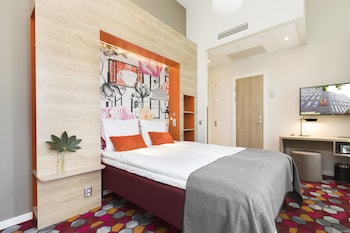 room-image