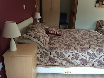room-image