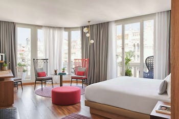 room-image