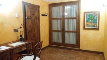 room-image
