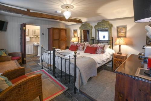 room-image