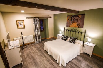 room-image