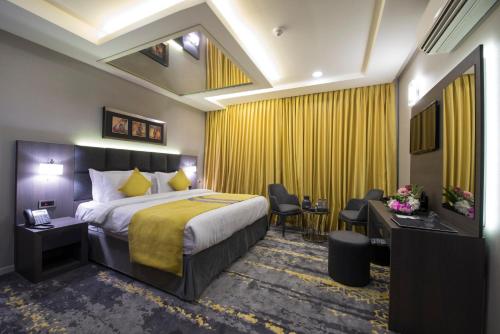room-image