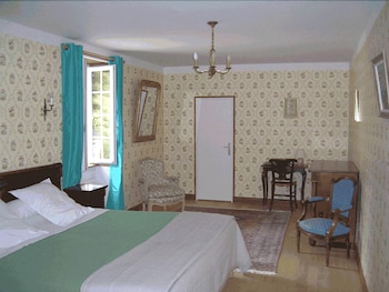 room-image