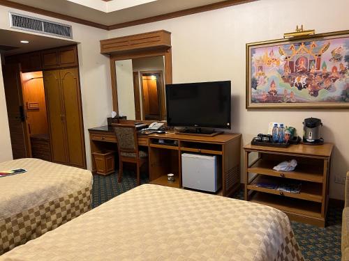 room-image