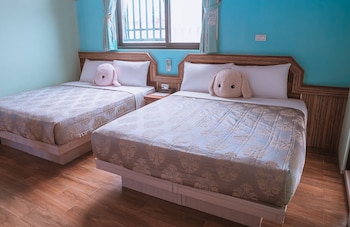 room-image