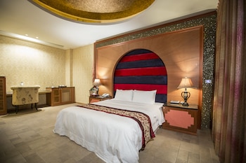 room-image
