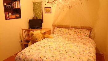 room-image