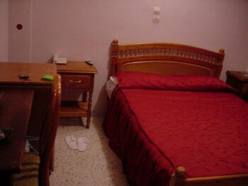 room-image