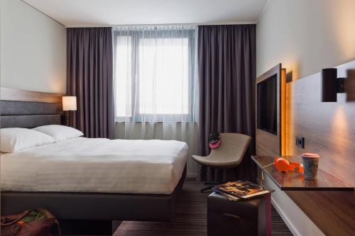 room-image