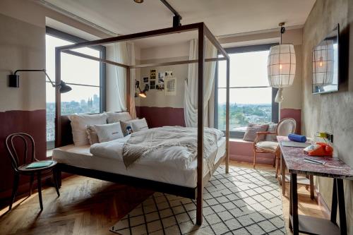 room-image
