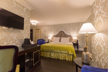 room-image