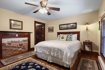 room-image