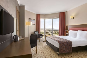 room-image