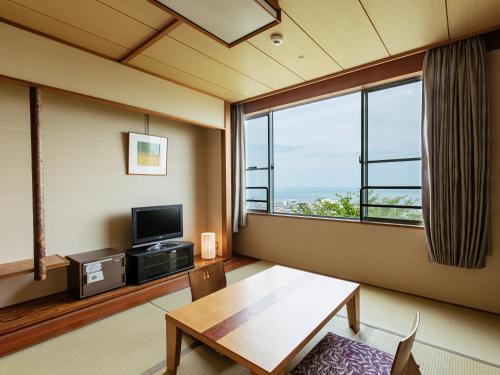 room-image