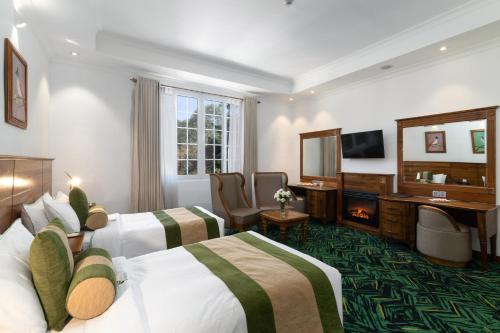 room-image