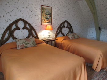 room-image