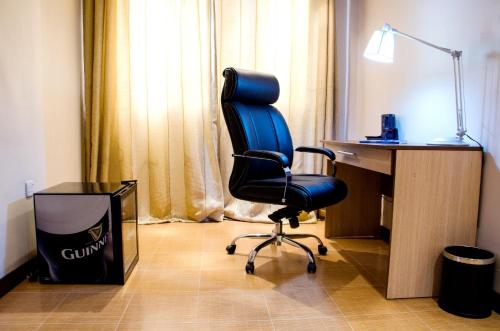 room-image