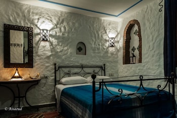 room-image