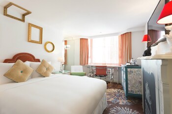 room-image
