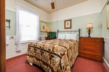 room-image