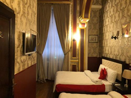 room-image