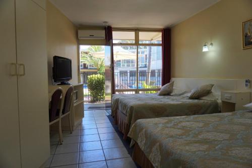 room-image