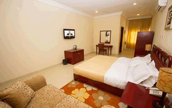 room-image
