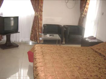room-image