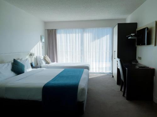 room-image