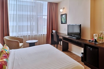 room-image