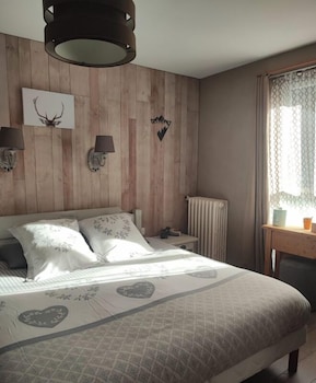 room-image