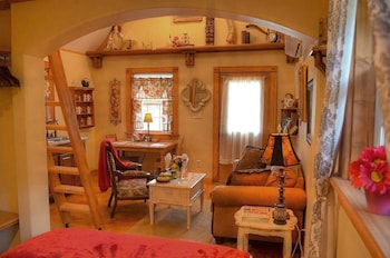 room-image