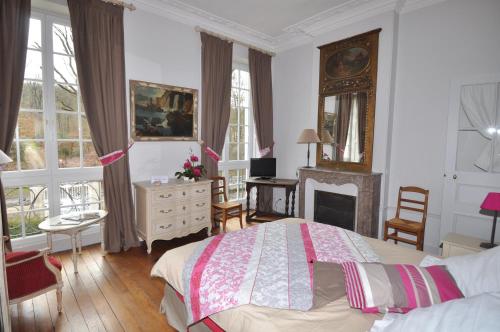 room-image