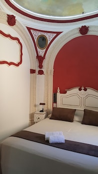 room-image