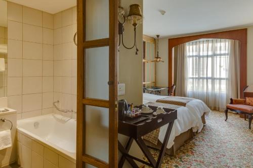 room-image