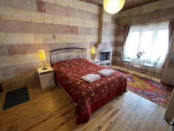 room-image