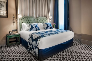 room-image