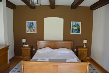 room-image
