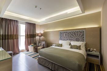 room-image