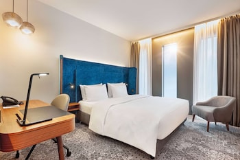 room-image