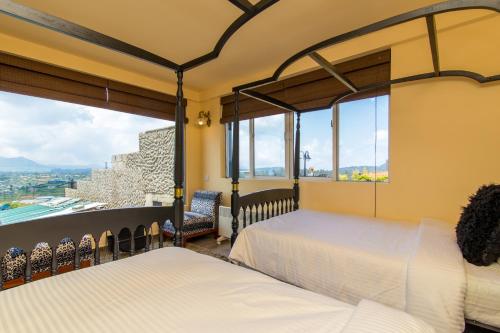 room-image